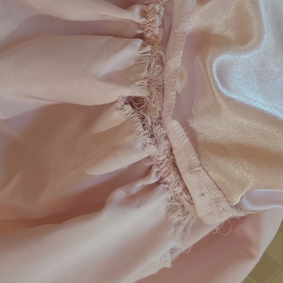 Girl light pink lace dress size 6 - Picture 3 of 7